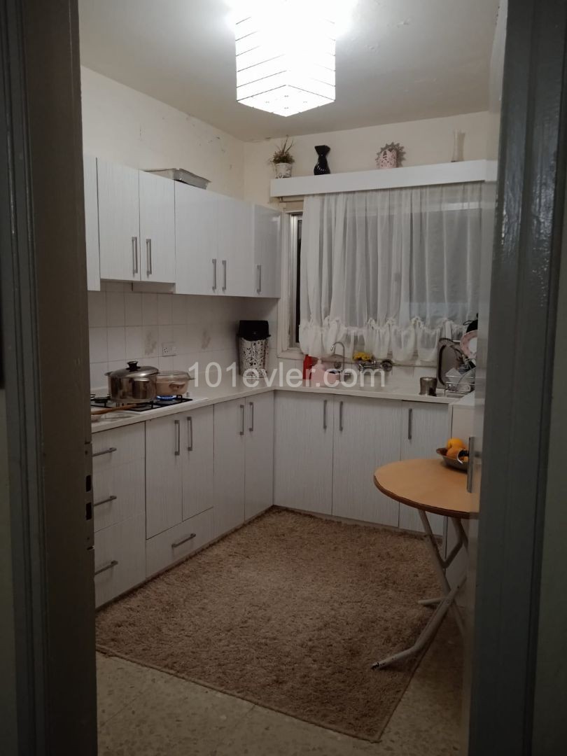 2+1 FLAT FOR SALE NEAR KYRENIA LORD PALACE ** 