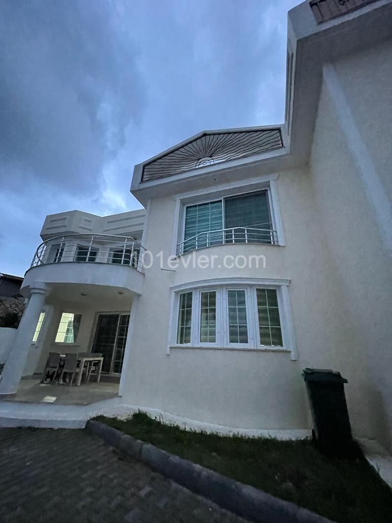 Villa For Sale in Alsancak, Kyrenia