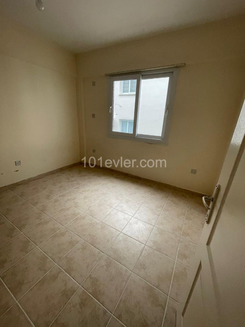 Flat For Sale in Aşağı Girne, Kyrenia