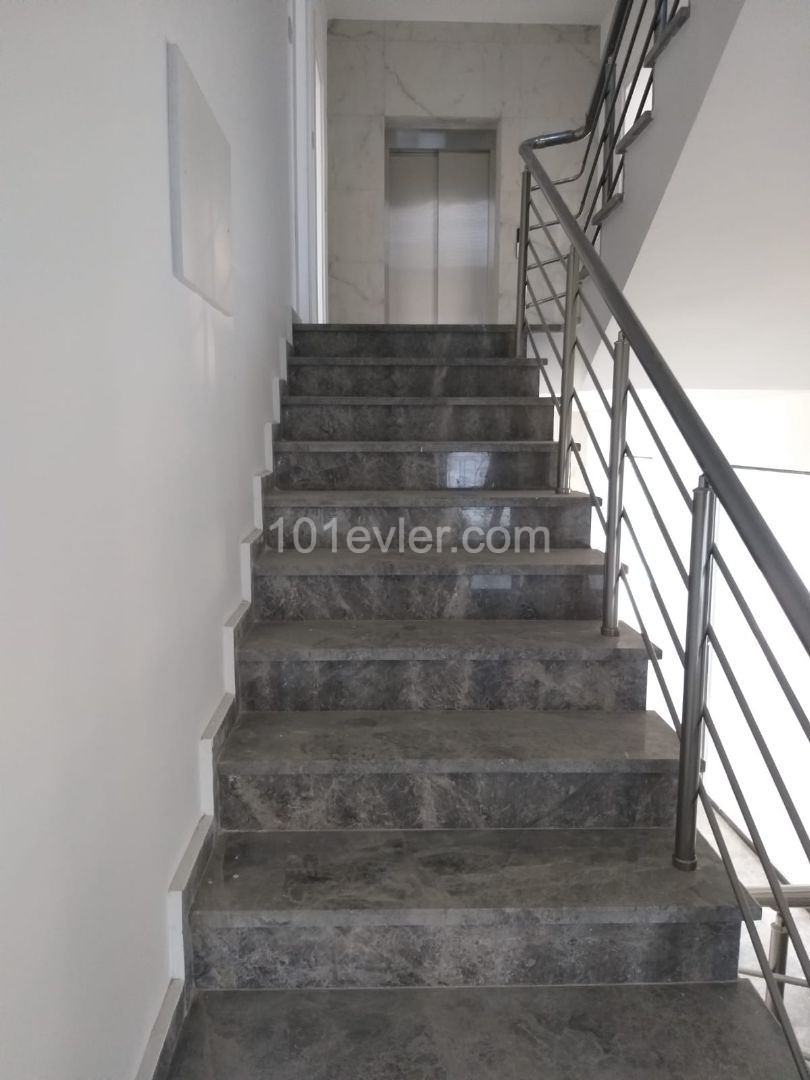 Flat To Rent in Küçük Kaymaklı, Nicosia