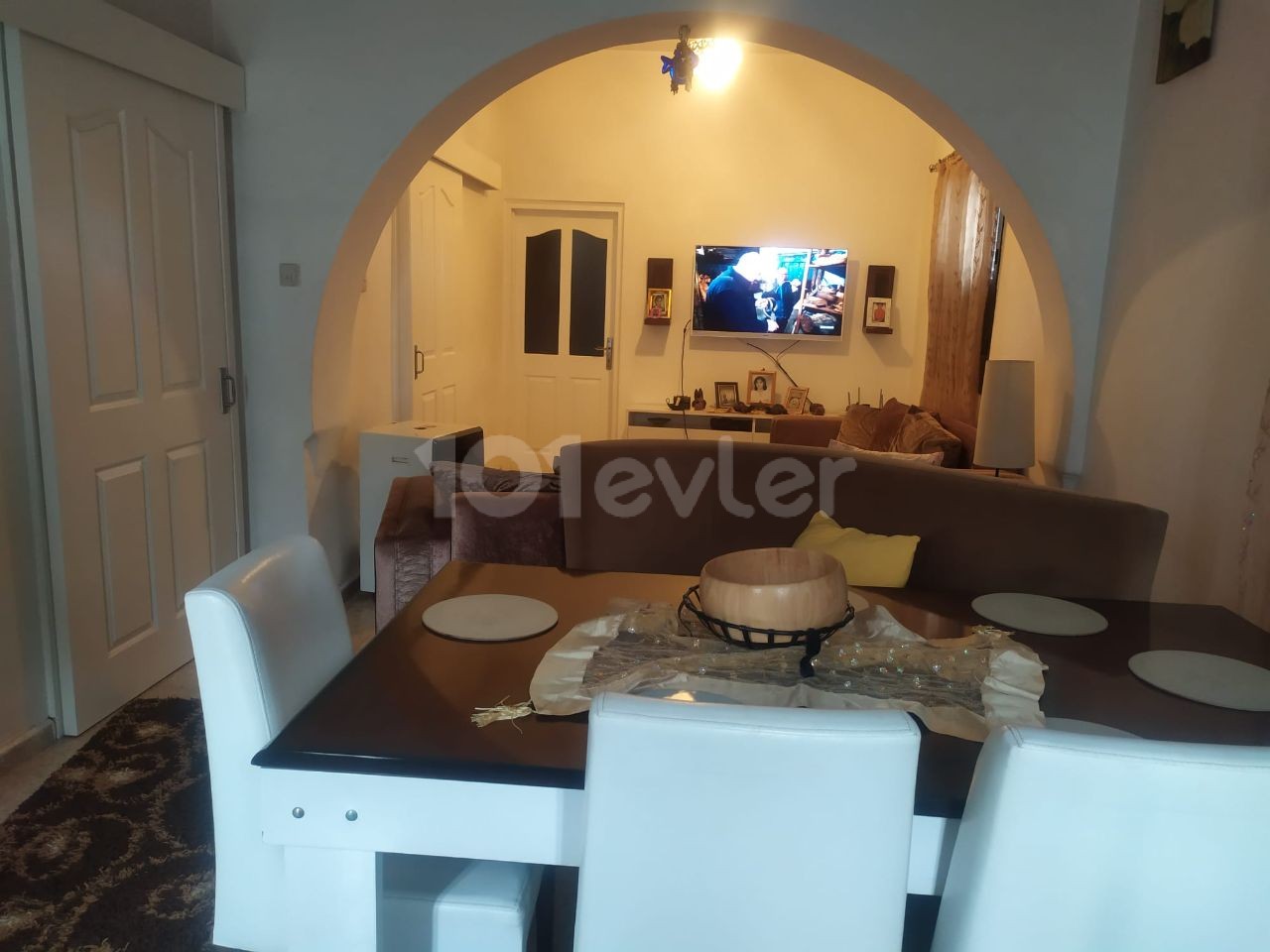 EINFAMILIENHAUS IN KYRENIA / CHATALKÖY ZU VERKAUFEN ** 