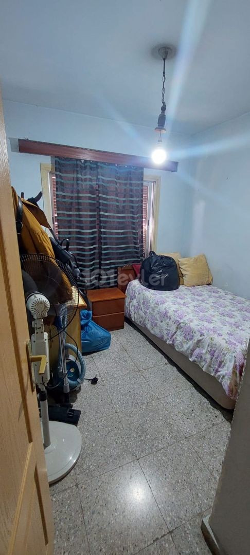 LEFKOŞA/KÜÇÜK KAYMAKLI SOSYAL KONUTLARDA SATILIK 3+1 DAİRE