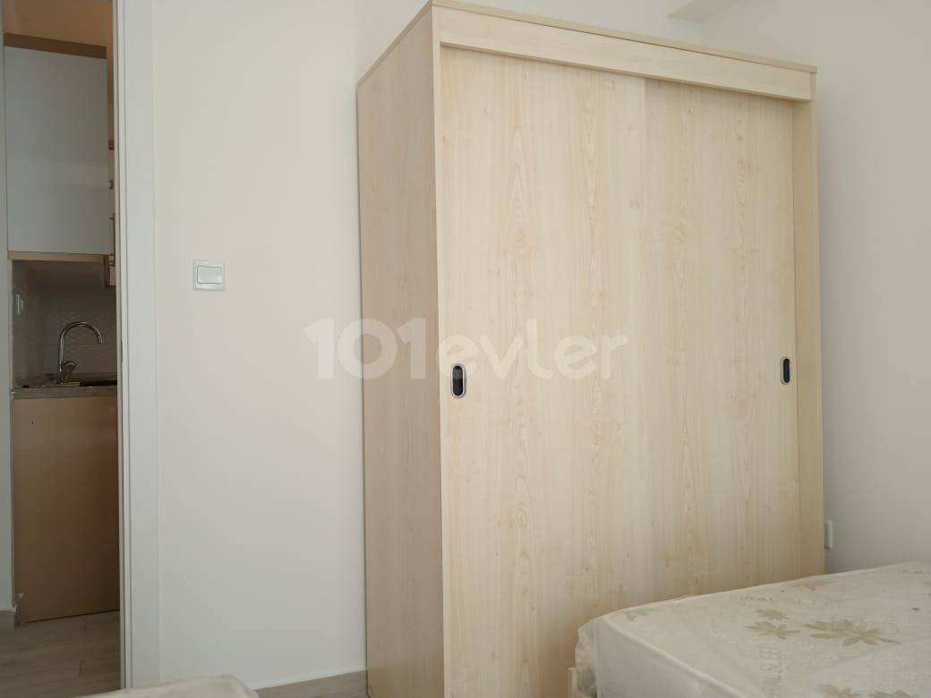 2+1 WOHNUNG ZUM VERKAUF IN KYRENIA CENTRAL OSCAR HOTEL SOWIE NORTH RESIDENCE ** 