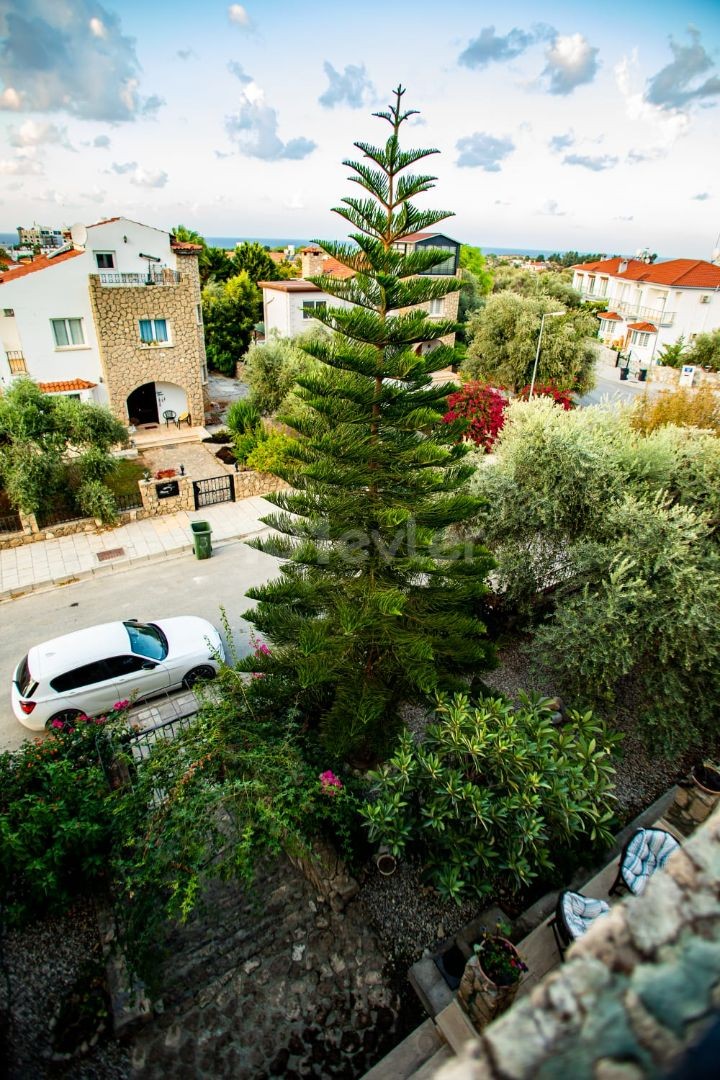 3+1 VILLAS FOR SALE IN KYRENIA CRATOS HOTEL DISTRICT ** 