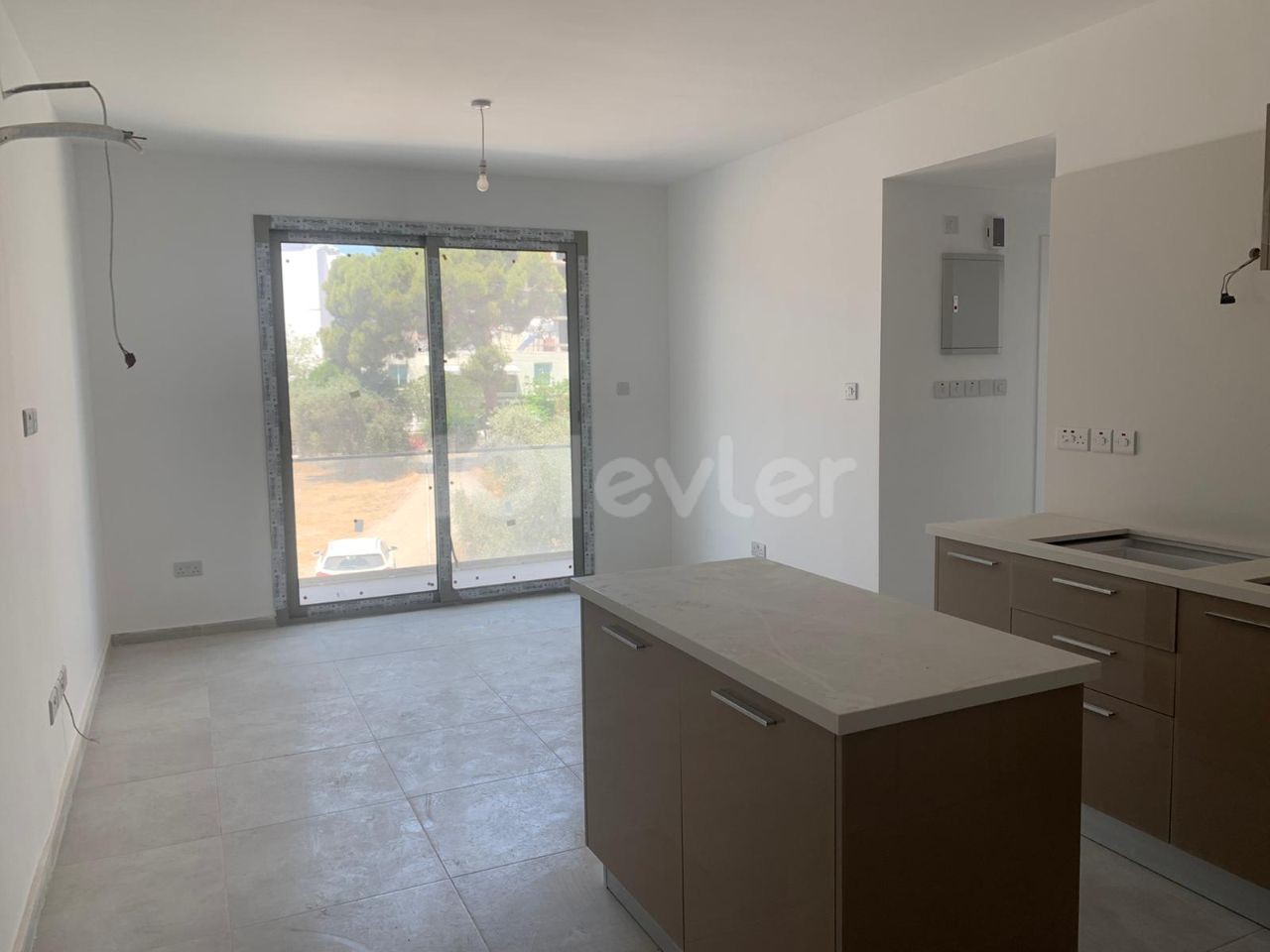 2+1 APARTMENTS FOR SALE NEAR KYRENIA CENTRAL SUSHICO ** 