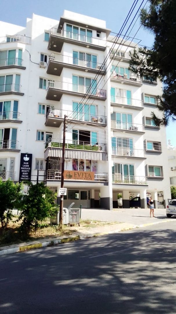 3+1 FULLY FURNISHED PENTHOUSE FOR RENT OPPOSITE KYRENIA PARK SHOPPING MALL ** 