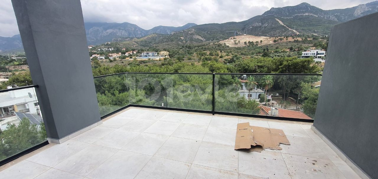 DUPLEX PENTHOUSE FOR SALE IN THE CENTER OF KYRENIA ** 