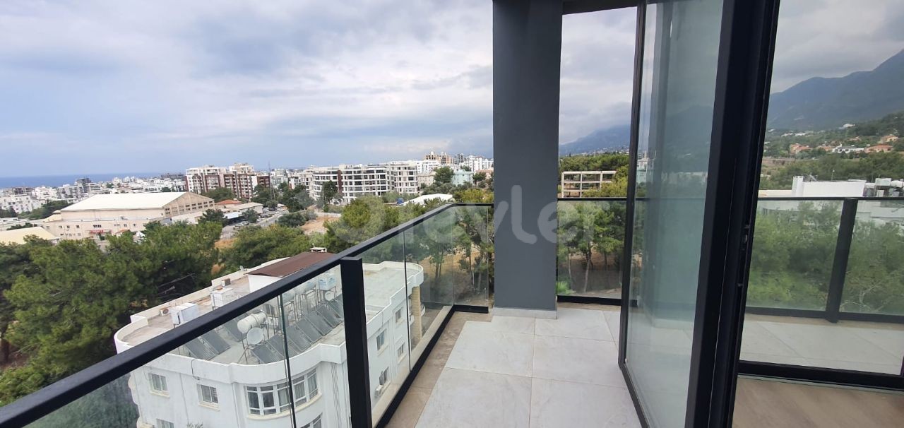 GİRNE MERKEZDE SATILIK DUBLEKS PENTHOUSE