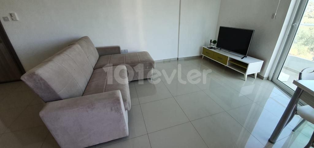 GİRNE/KARAOĞLANOĞLU'NDA SATILIK 1+1 DAİRE