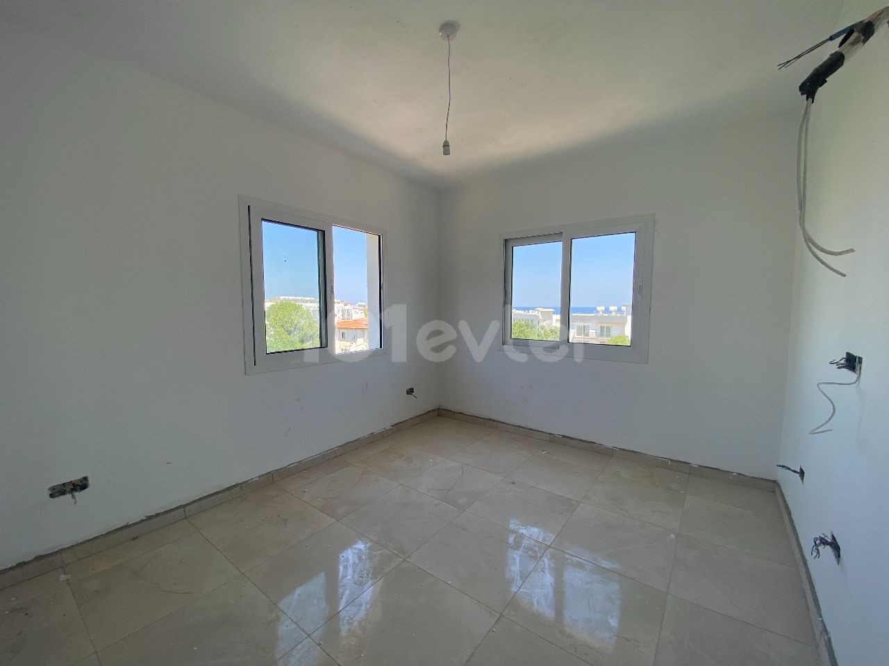 FOR SALE IN KYRENIA/ALSANCAK 1+1/2+1 APARTMENTS ** 