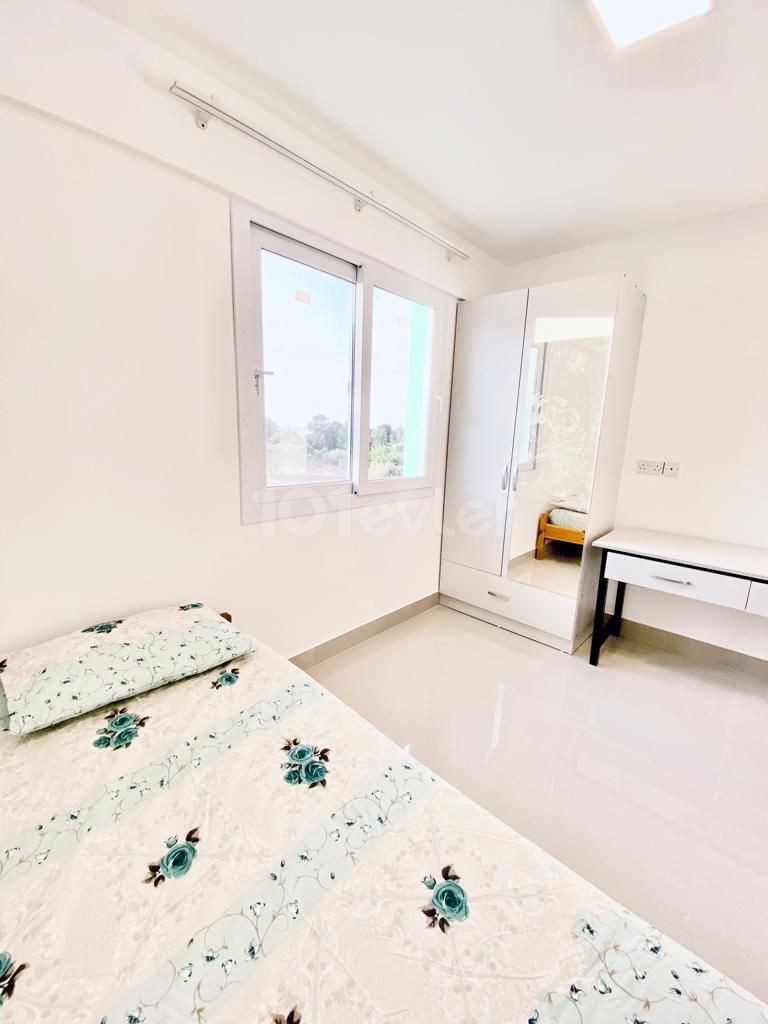 MÖBLIERTE STUDIO-WOHNUNG ZUR MIETE IN DER NÄHE DER AMERIKANISCHEN UNIVERSITÄT KYRENIA **  ** 