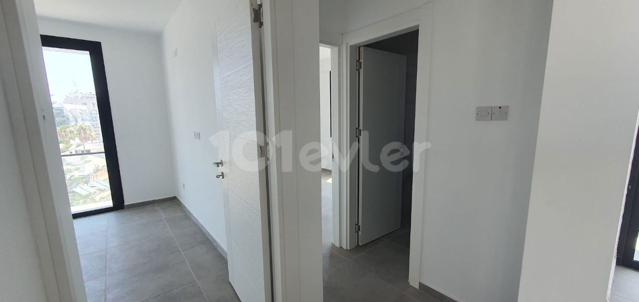 GİRNE MERKEZDE SATILIK 2+1 PENTHOUSE VE DAIRELER