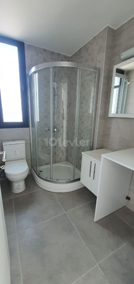 GİRNE MERKEZDE SATILIK 2+1 PENTHOUSE VE DAIRELER