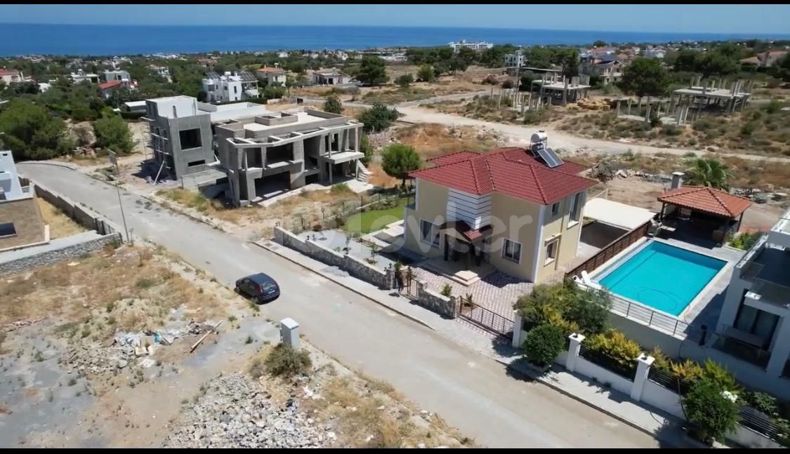 4 + 1 LUXURY VILLA FOR SALE IN KYRENIA/CATALKOY ** 