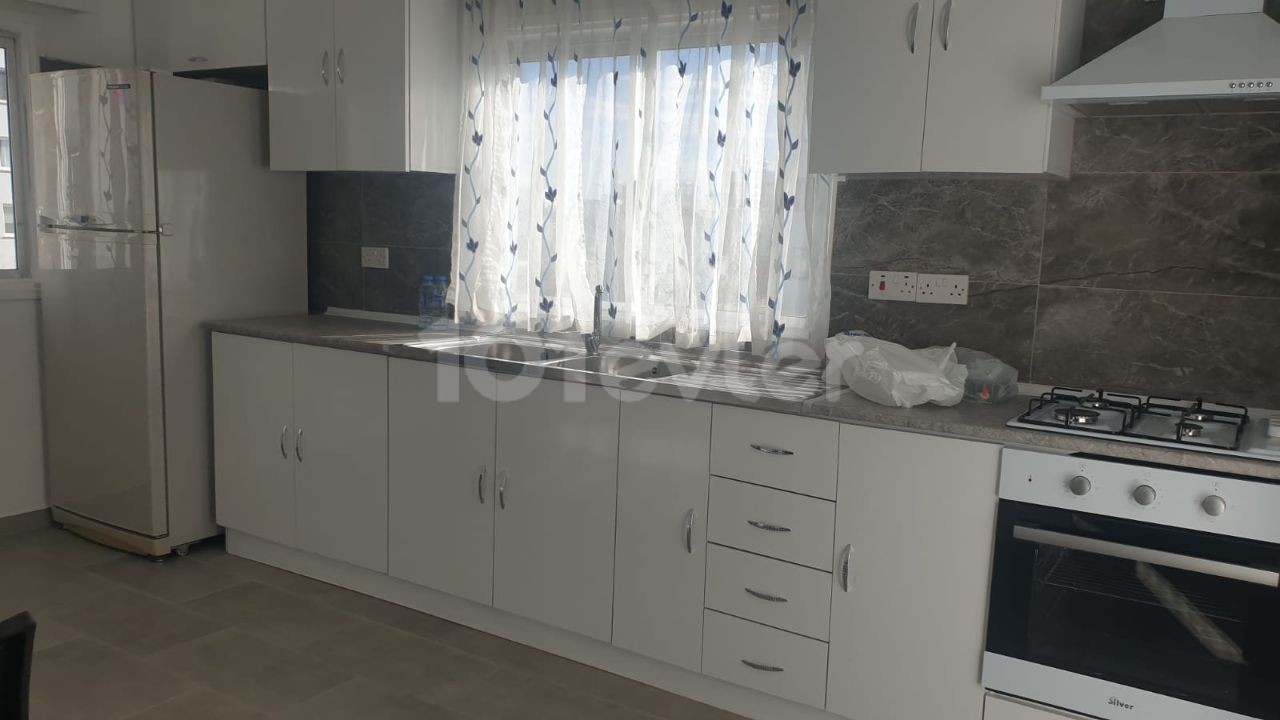 LEFKOŞA/GÖNYELİ'DE KİRALIK 3+1 DAİRE