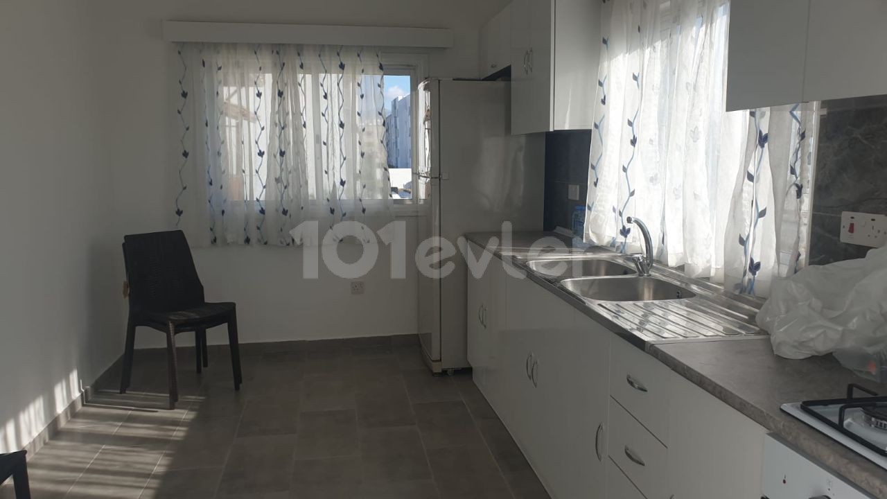 LEFKOŞA/GÖNYELİ'DE KİRALIK 3+1 DAİRE