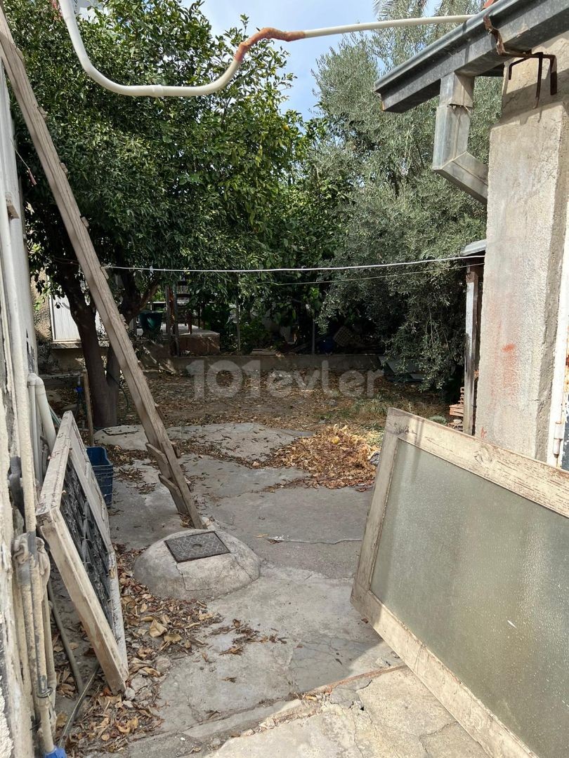 Detached House For Sale in Küçük Kaymaklı, Nicosia