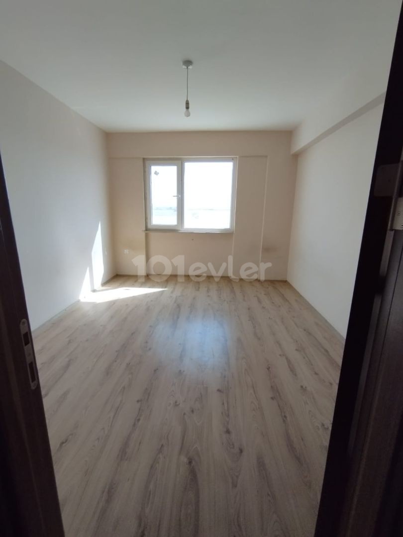 LEFKOŞA/DEMİRHAN'DA SATILIK 3+1 DAİRE