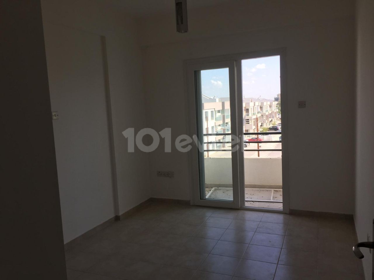 LEFKOŞA/HAMİTKÖY'DE SATILIK 3+1 DAİRE