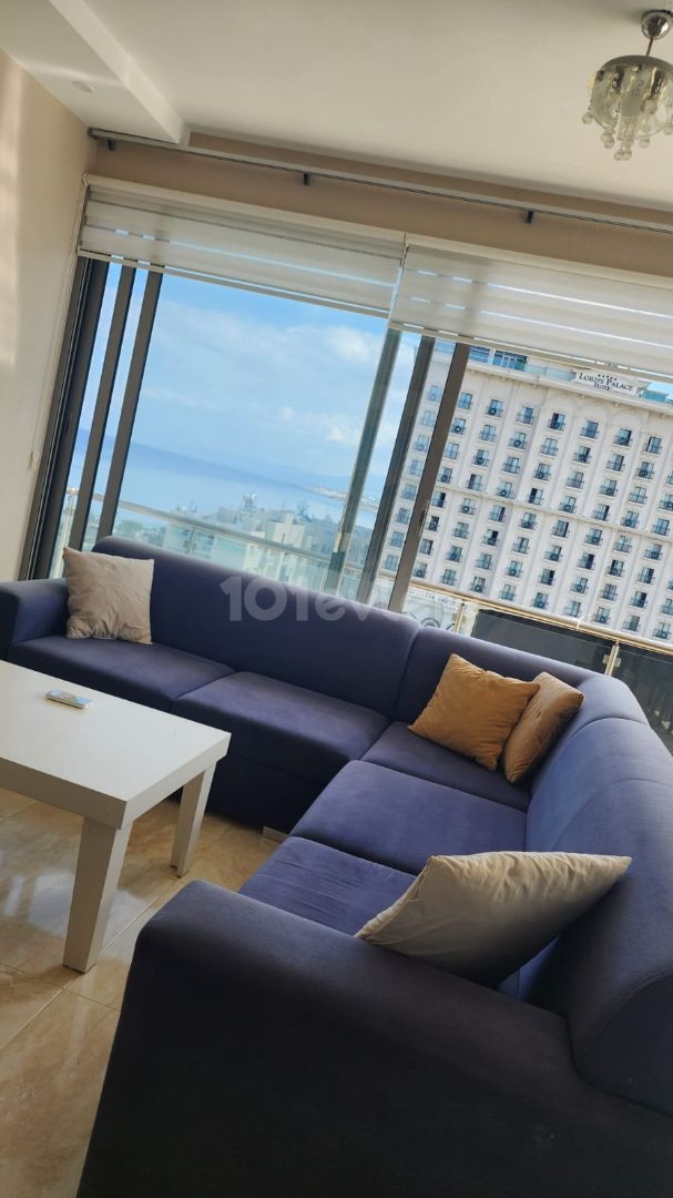 Flat For Sale in Aşağı Girne, Kyrenia