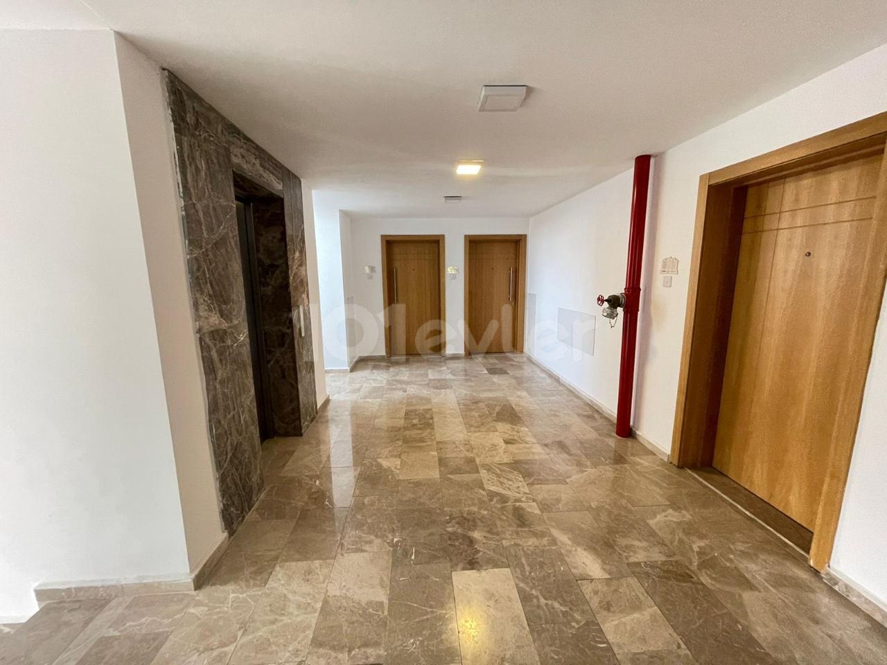 Flat For Sale in Aşağı Girne, Kyrenia