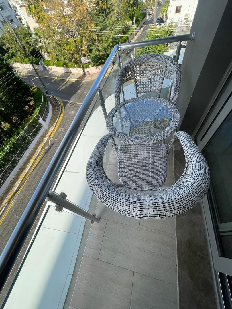 Flat For Sale in Aşağı Girne, Kyrenia