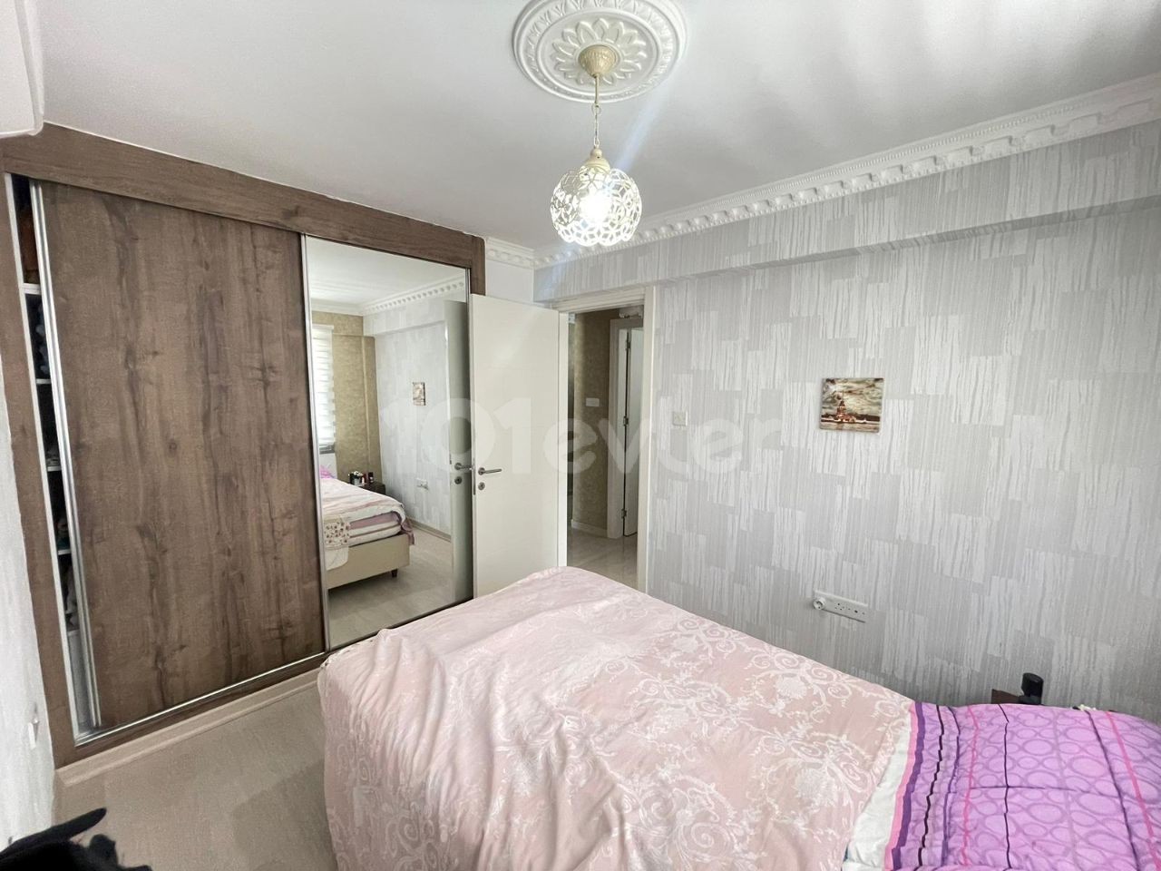 Flat For Sale in Aşağı Girne, Kyrenia