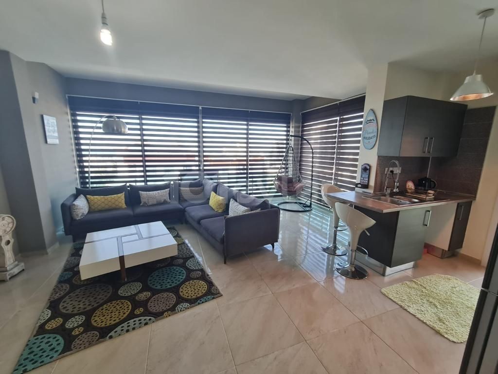 Penthouse For Sale in Aşağı Girne, Kyrenia