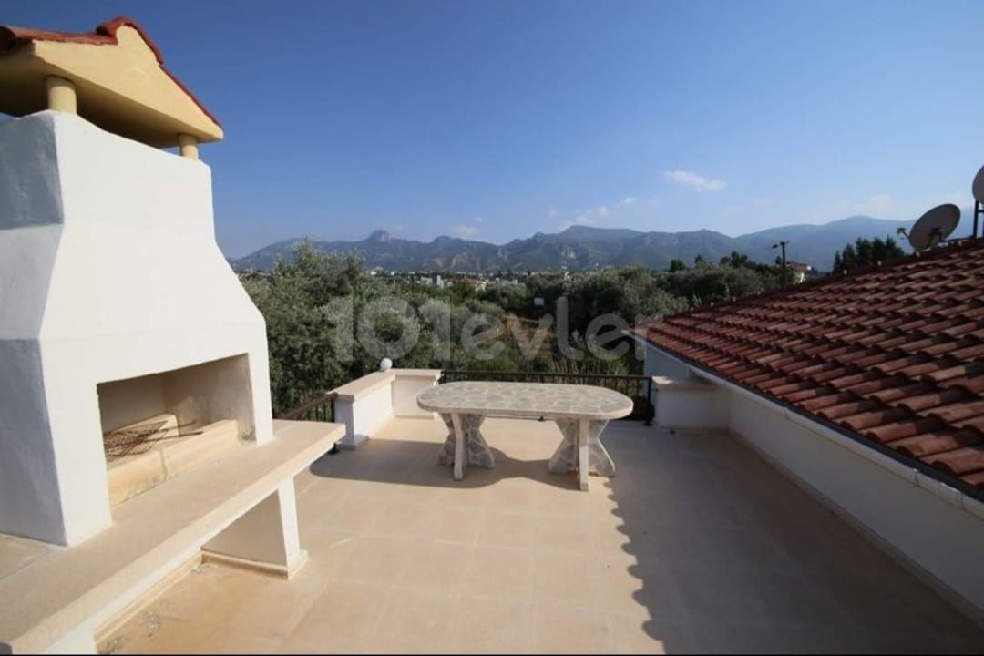 Villa For Sale in Çatalköy, Kyrenia