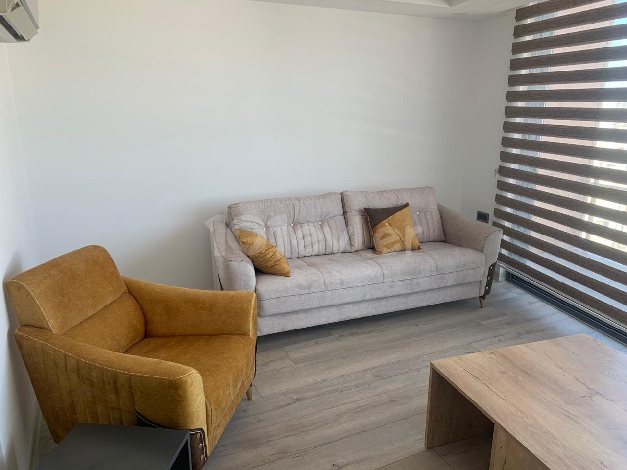 Flat For Sale in Aşağı Girne, Kyrenia