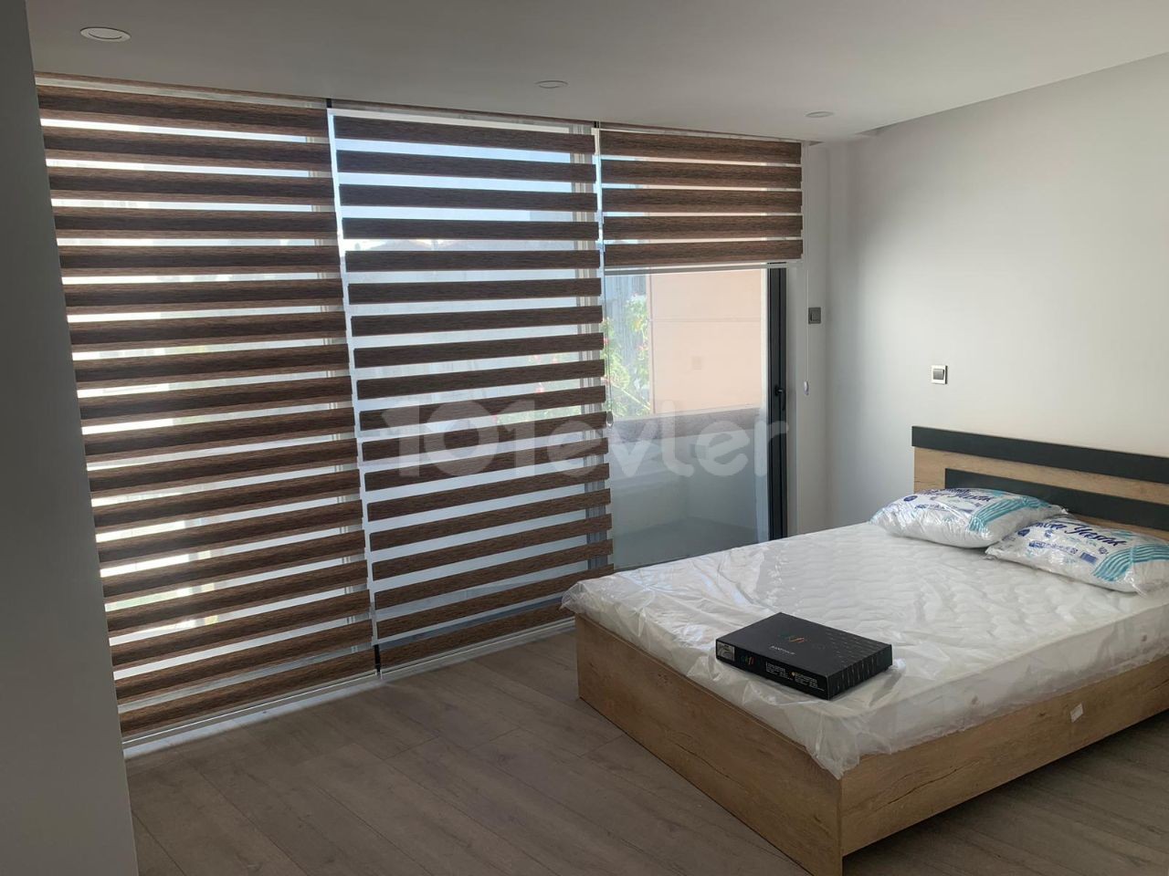 Flat For Sale in Aşağı Girne, Kyrenia