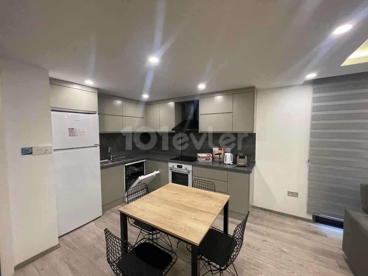 Flat To Rent in Yukarı Girne, Kyrenia