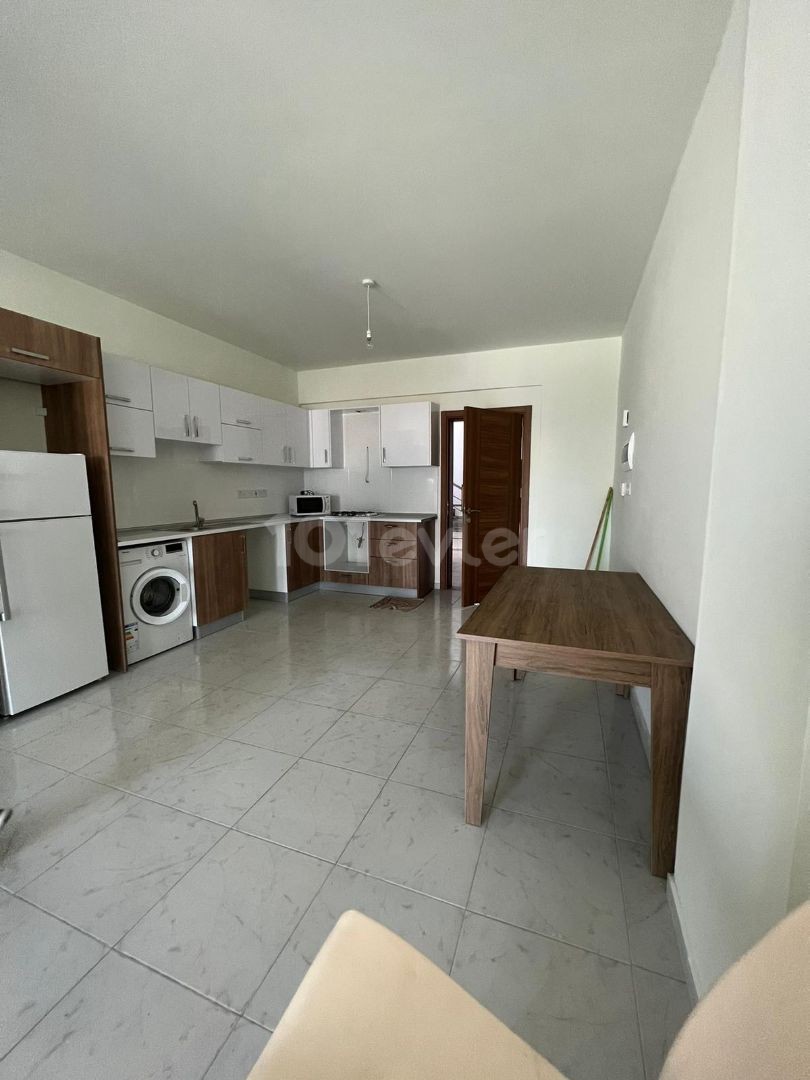 LEFKOŞA/GÖNYELİ'DE SATILIK 2+1 EŞYALI DAİRE