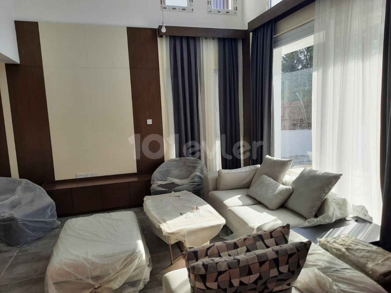 3+1 TRIPLEX VILLA FOR SALE IN KYRENIA/KARAOĞLANOĞLU