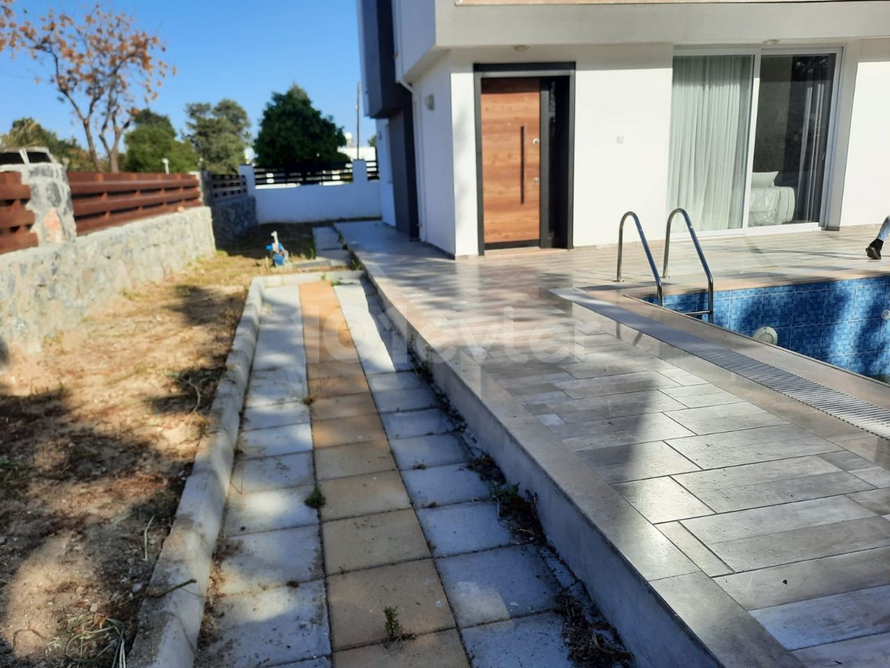 3+1 TRIPLEX VILLA FOR SALE IN KYRENIA/KARAOĞLANOĞLU