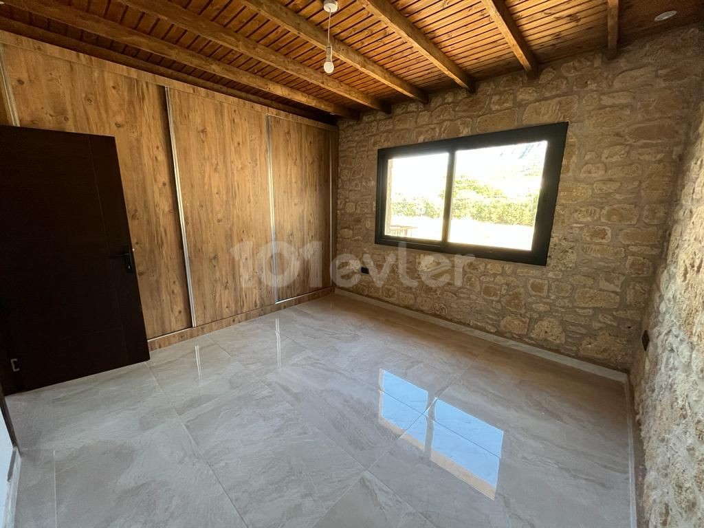 MAGNIFICENT 4+1 VILLA FOR SALE IN GİRNE/KARŞIYAKA