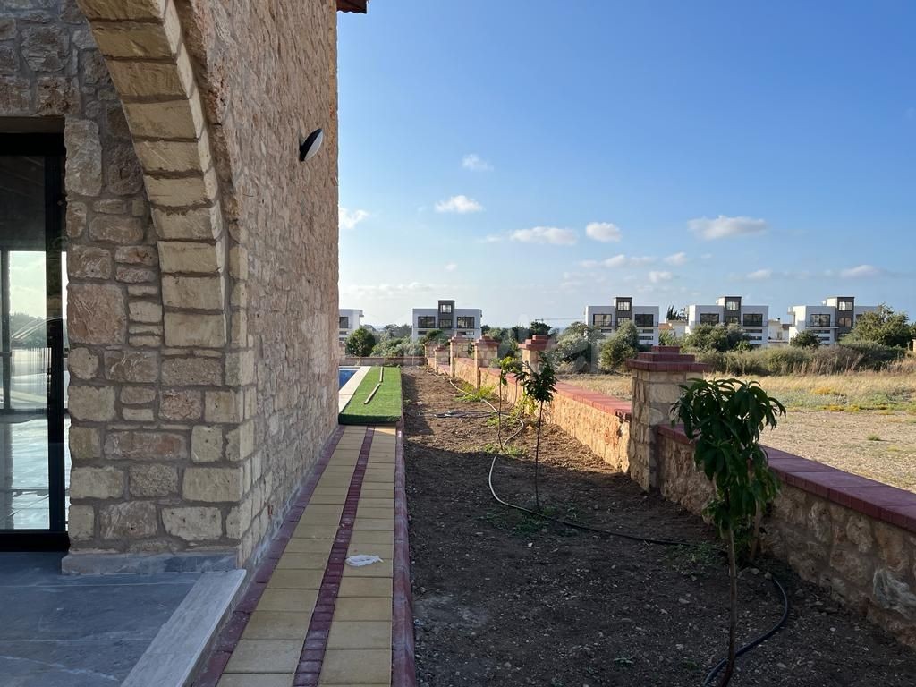 MAGNIFICENT 4+1 VILLA FOR SALE IN GİRNE/KARŞIYAKA