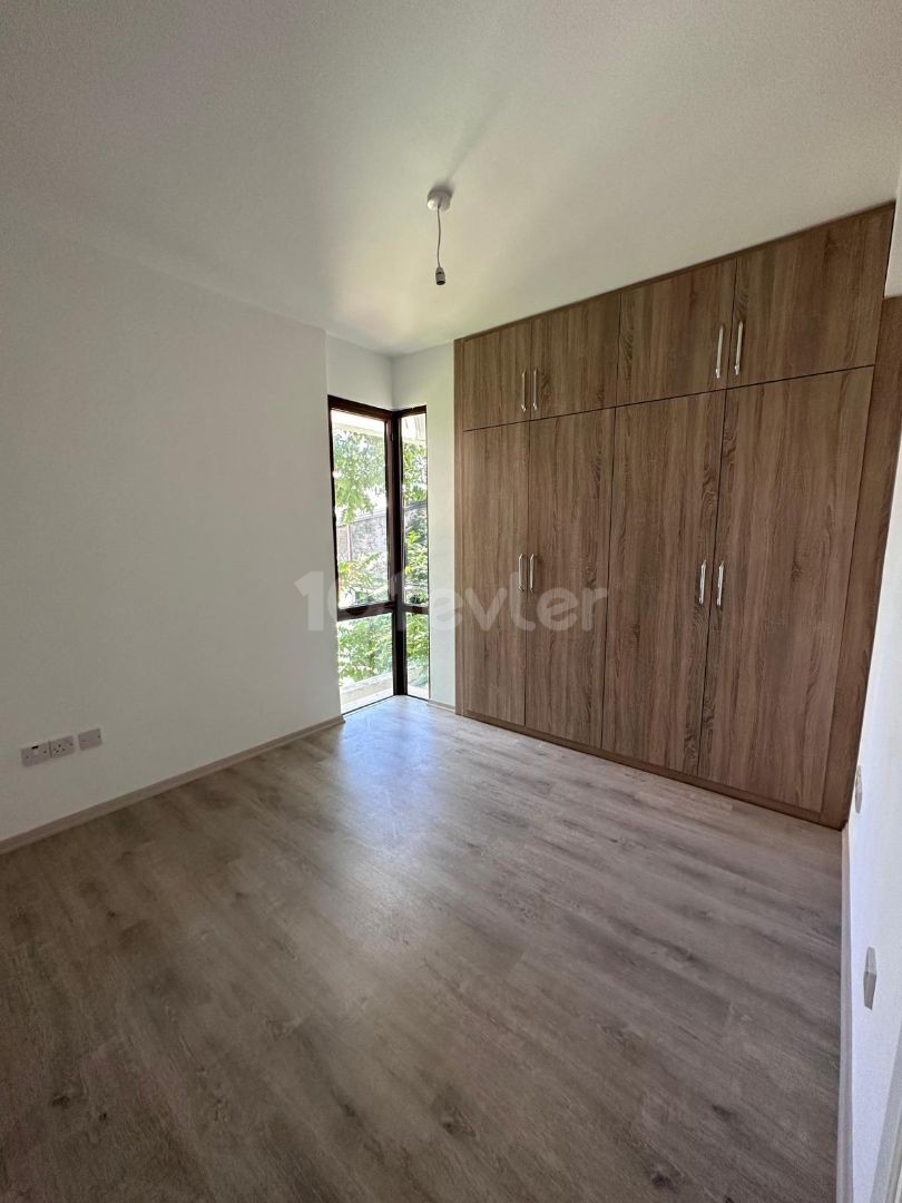 3+1 FLAT FOR SALE IN KYRENIA CENTER