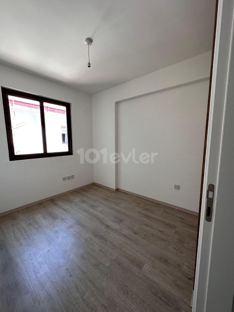 3+1 FLAT FOR SALE IN KYRENIA CENTER