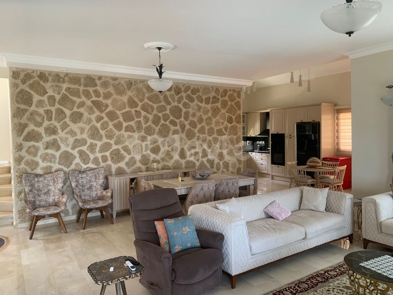 Villa For Sale in Alsancak, Kyrenia