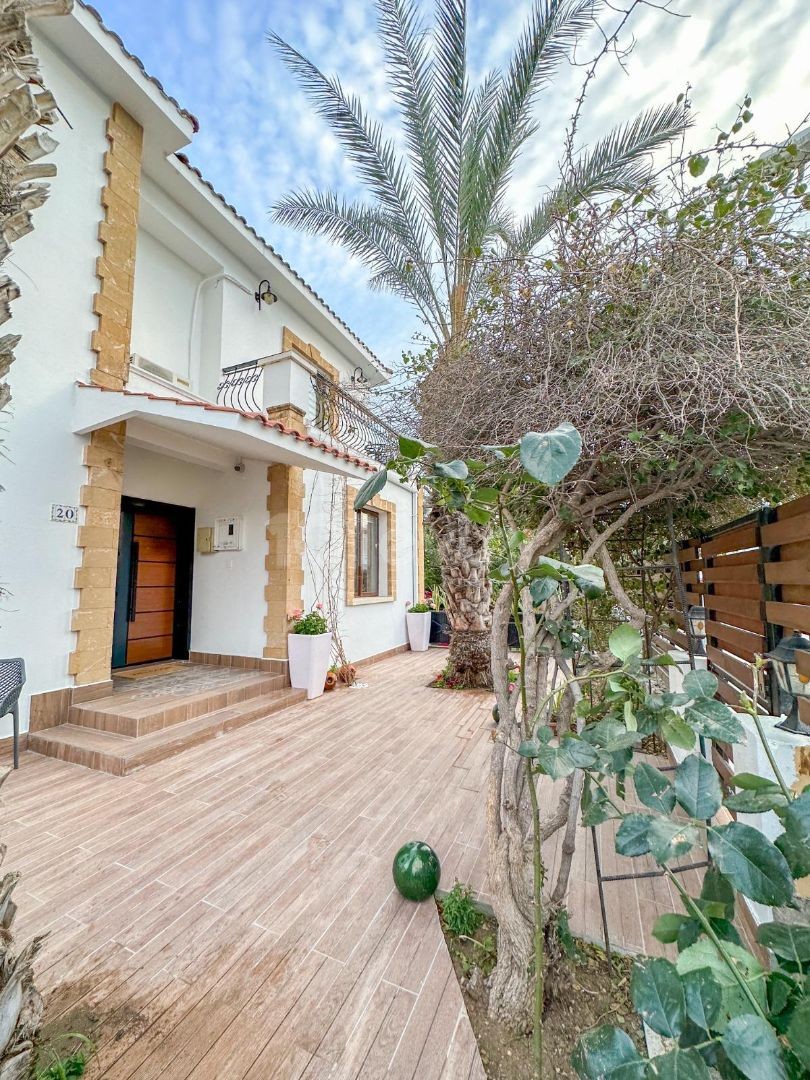 4+2 MÖBLIERTE VILLA ZUM VERKAUF IN KYRENIA/KARAKUM