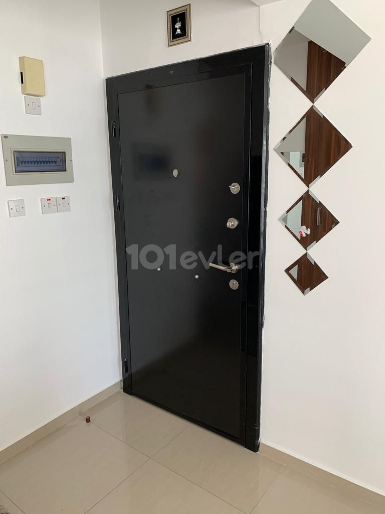 3+1 FURNISHED FLAT FOR RENT IN KYRENIA CENTER