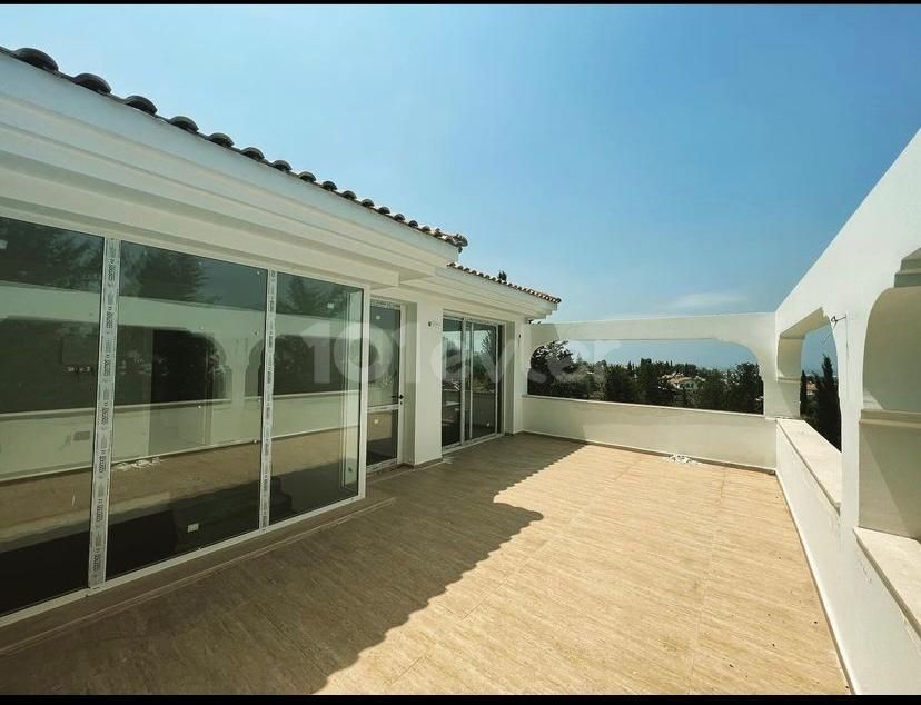 4+2 VILLAS FOR SALE IN KYRENIA/OZANKÖY