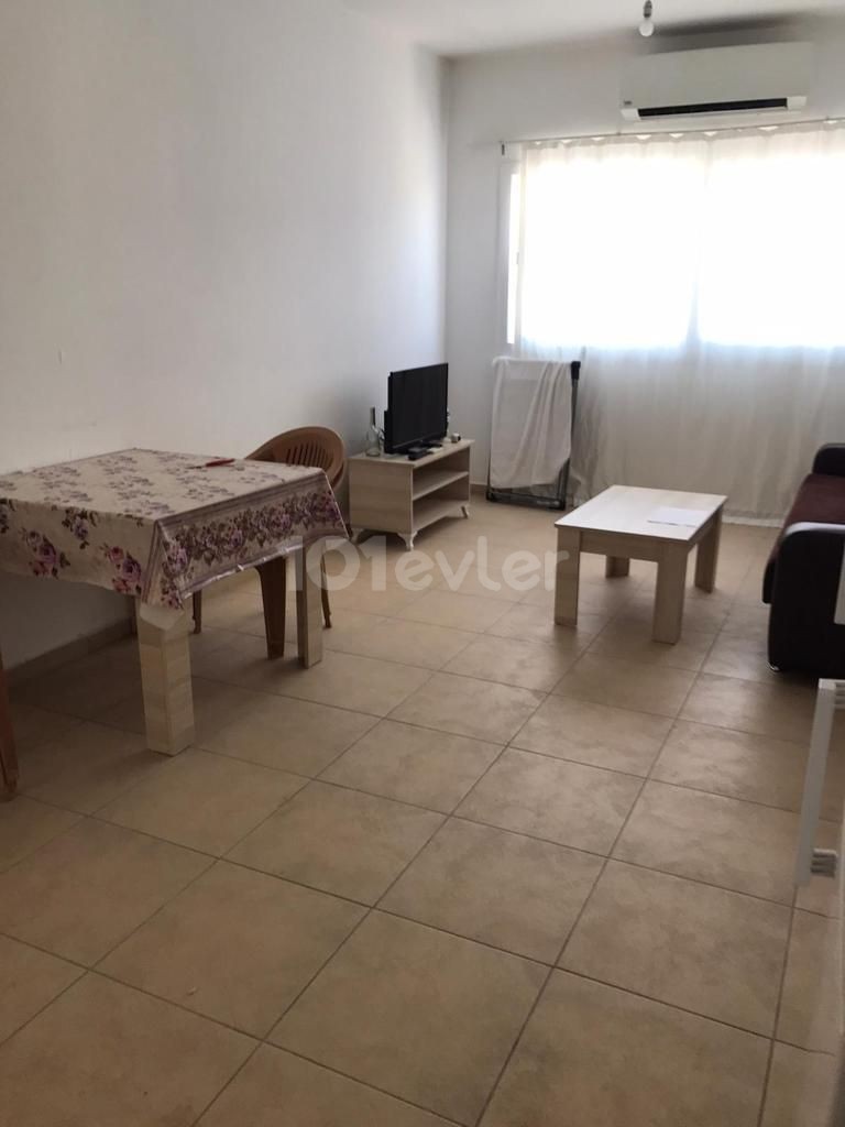 LEFKOŞA/KÜÇÜK KAYMAKLI'DA KİRALIK 2+1 DAİRE