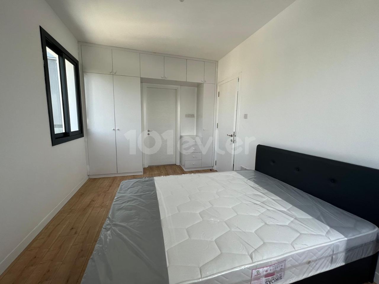 LEFKOŞA/KÜÇÜK KAYMAKLI OKULLARYOLU'NDA KİRALIK 1+1 DAİRE