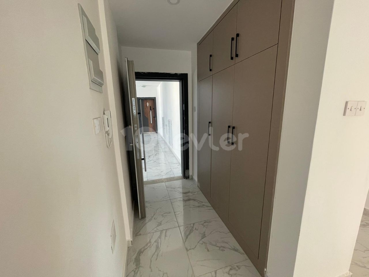 3+1 FLAT FOR SALE IN KYRENIA/ALSANCAK