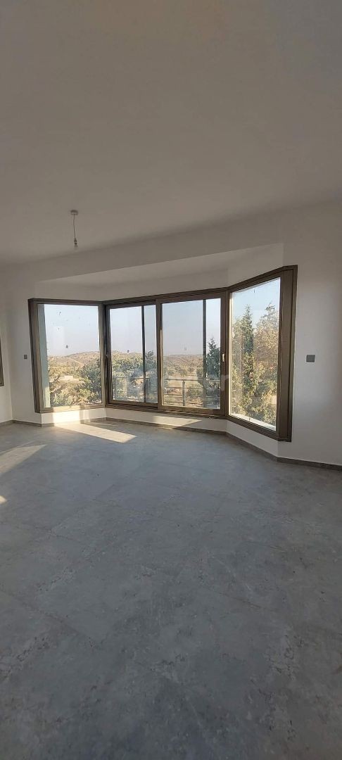 3+1 VILLA FOR SALE IN KYRENIA/TASKENT