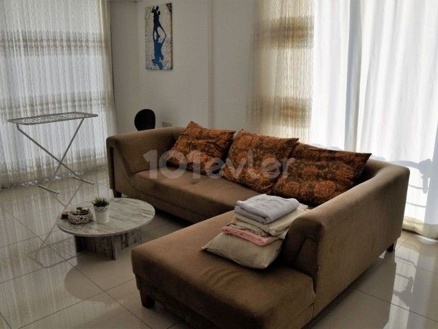 1+1 FULLY FURNISHED FLAT FOR SALE IN KYRENIA CENTER