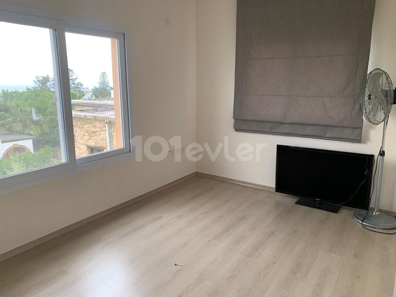 3+1 WOHNUNG ZUM VERKAUF IN KYRENIA/LAPTA