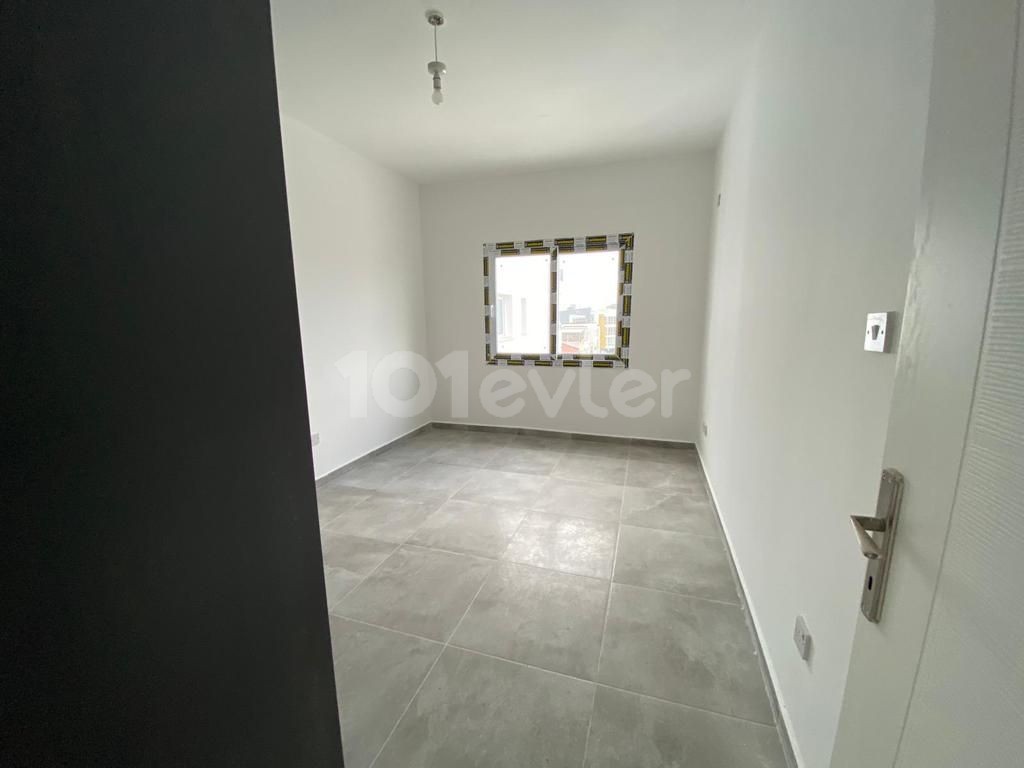 2+1 PENTHOUSE ZUM VERKAUF IN NICOSIA/GÖNYELİ